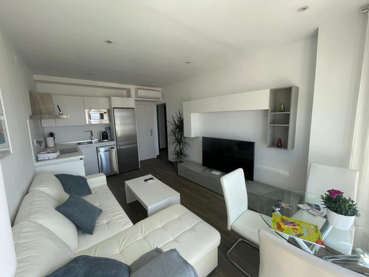 Apartamento 5 Home Suites Almería Buitenkant foto